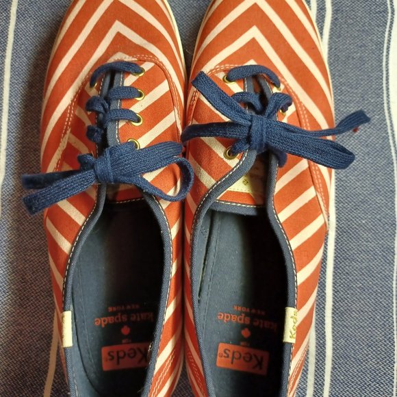 Kate Spade Keds Women's Canvas Shoes Size 8.5 Red White Striped - Picture 5 of 9